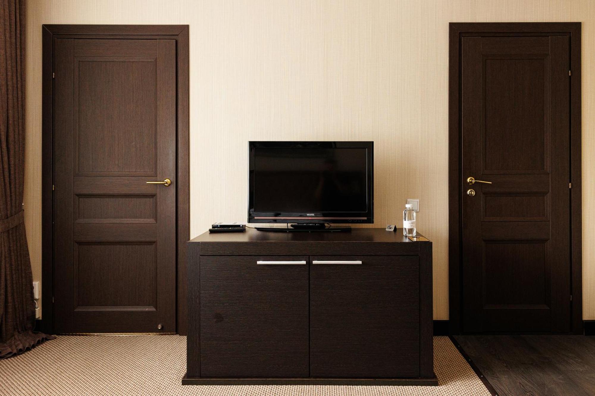 Hotel Home Parq Ekibastuz Eksteriør billede